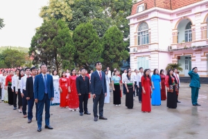 Xã Than Uyên tổ chức buổi sinh hoạt chính trị dưới cờ tháng 11 năm 2025