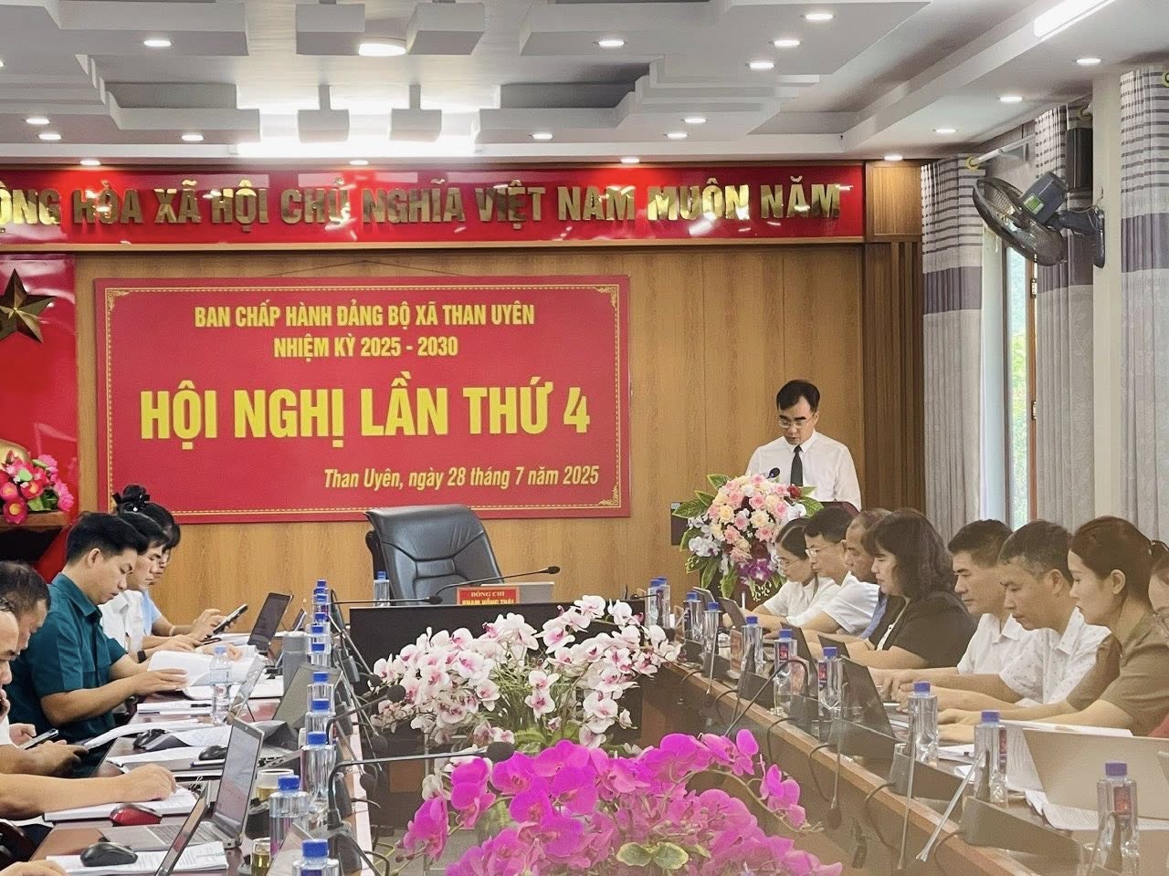 HỌP BAN CHẤP HÀNH ĐẢNG BỘ XÃ LẦN THỨ TƯ, NHIỆM KỲ 2025-2030