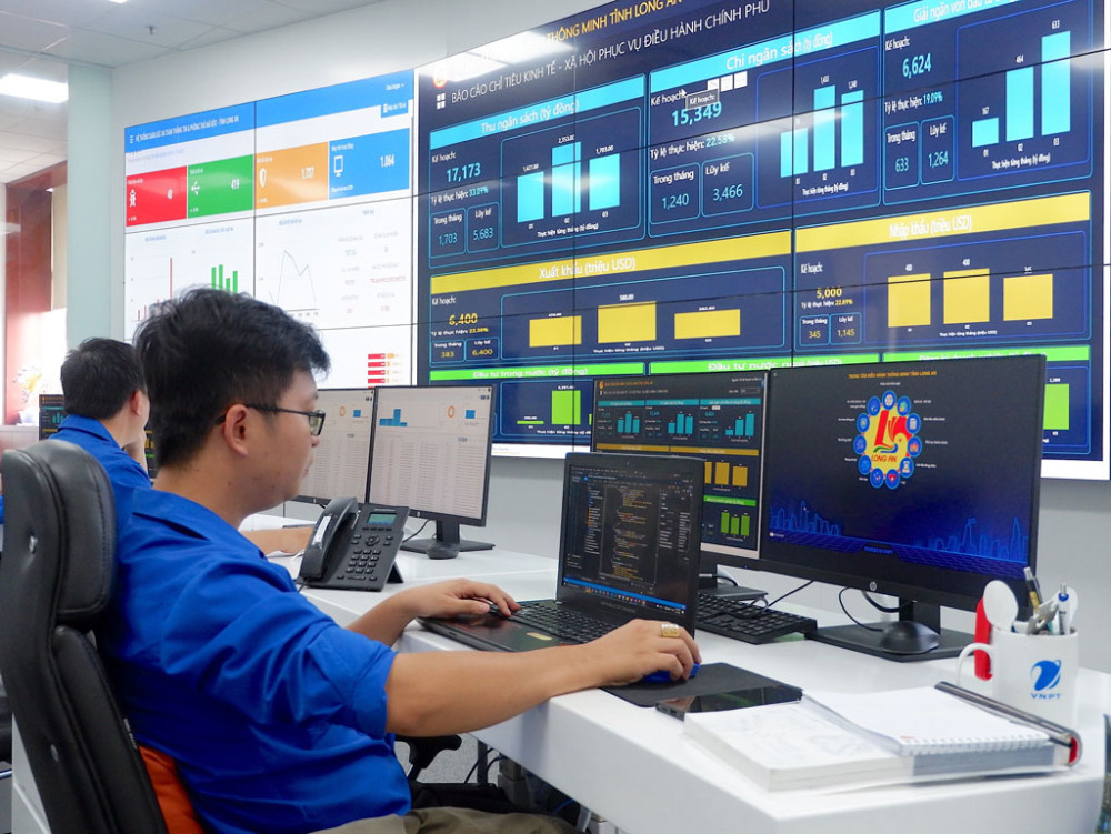 Người làm công tác chuyên trách về chuyển đổi số được hỗ trợ 5 triệu đồng/tháng