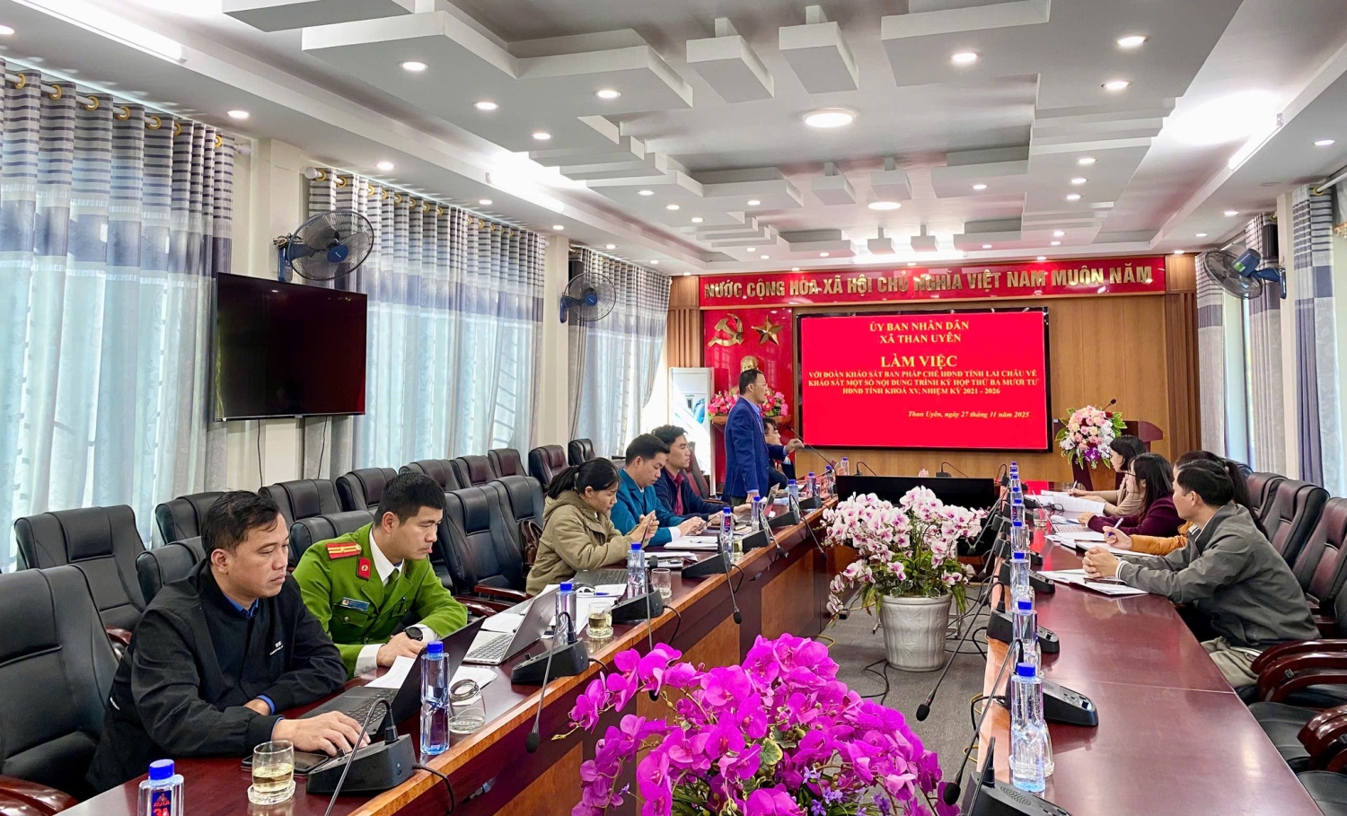 ĐOÀN KHẢO SÁT CỦA BAN PHÁP CHẾ HĐND TỈNH LÀM VIỆC TẠI XÃ THAN UYÊN