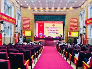 Kỳ họp thứ tư (Kỳ họp chuyên đề) HĐND xã Than Uyên